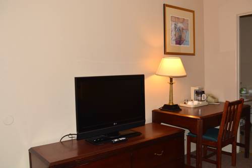 Imagen de la habitación del Hotel Red Bluff Inn. Foto 2