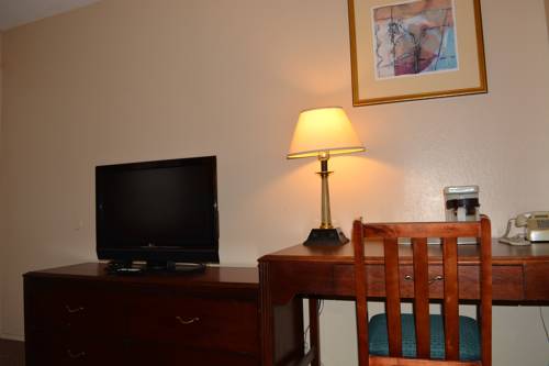 Imagen de la habitación del Hotel Red Bluff Inn. Foto 3