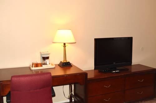 Imagen de la habitación del Hotel Red Bluff Inn. Foto 5
