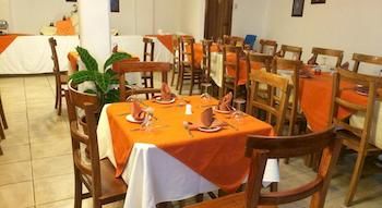 Imagen del bar/restaurante del Hotel Red Booby. Foto 5