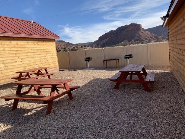 Imagen de los exteriores del Hotel Red Canyon Cabins. Foto 18