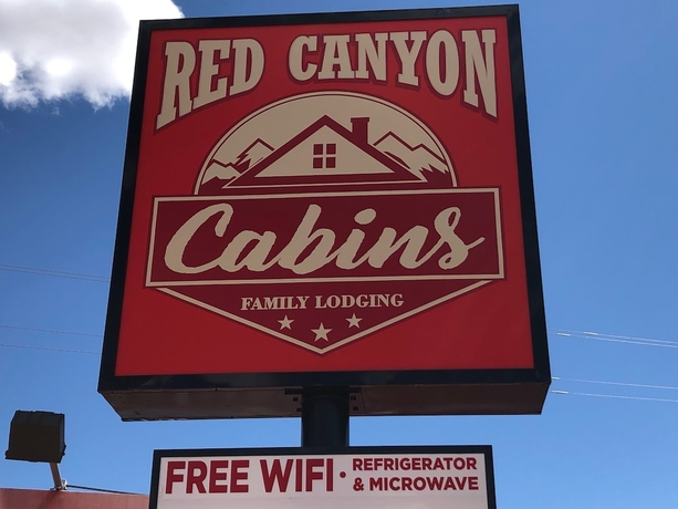 Imagen general del Hotel Red Canyon Cabins. Foto 5