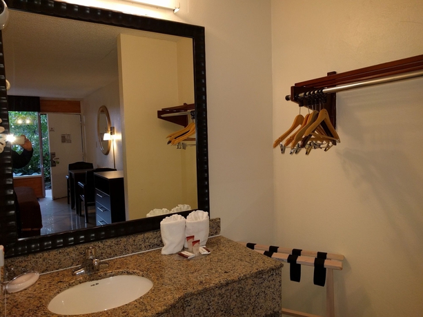 Imagen de la habitación del Hotel Red Carpet Inn Airport and Cruise Port Hotel Fort Lauderdale. Foto 5