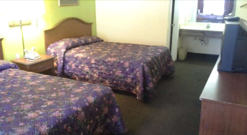 Imagen de la habitación del Hotel Red Carpet Inn, Augusta. Foto 7