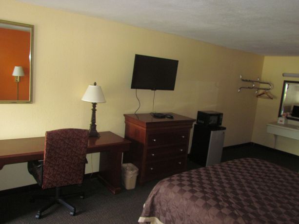 Imagen de la habitación del Hotel Red Carpet Inn, Augusta. Foto 17