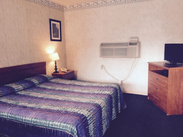 Imagen de la habitación del Hotel Red Carpet Inn, Bellmawr. Foto 5