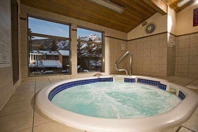 Imagen general del Hotel Red Carpet Inn, Canadian Rockies. Foto 3