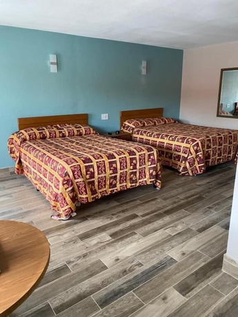 Imagen de la habitación del Hotel Red Carpet Inn, Daytona Beach . Foto 7