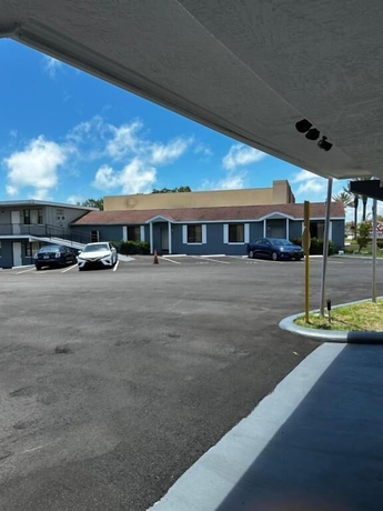 Imagen general del Hotel Red Carpet Inn, Daytona Beach . Foto 3