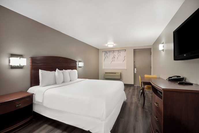 Imagen de la habitación del Hotel Red Carpet Inn Edison. Foto 5