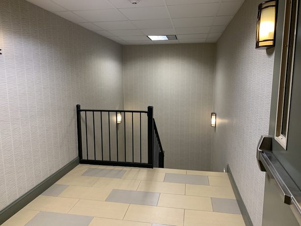Imagen de los interiores del Hotel Red Carpet Inn Elmwood Park. Foto 20