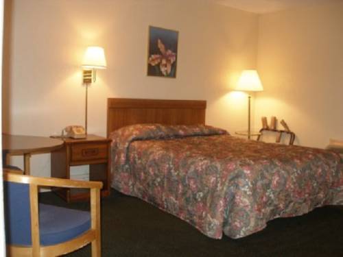 Imagen de la habitación del Hotel Red Carpet Inn Emporia. Foto 3