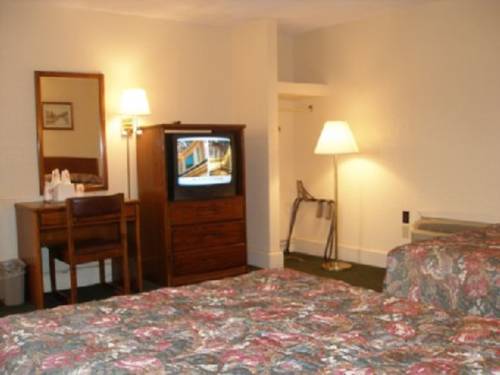 Imagen general del Hotel Red Carpet Inn Emporia. Foto 1