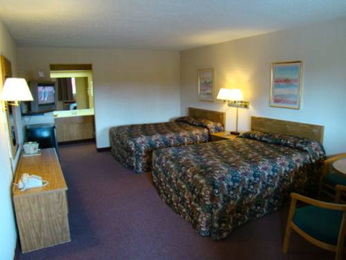 Imagen de la habitación del Hotel Red Carpet Inn Great Lakes. Foto 5