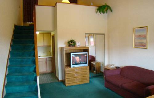 Imagen de la habitación del Hotel Red Carpet Inn Great Lakes. Foto 11