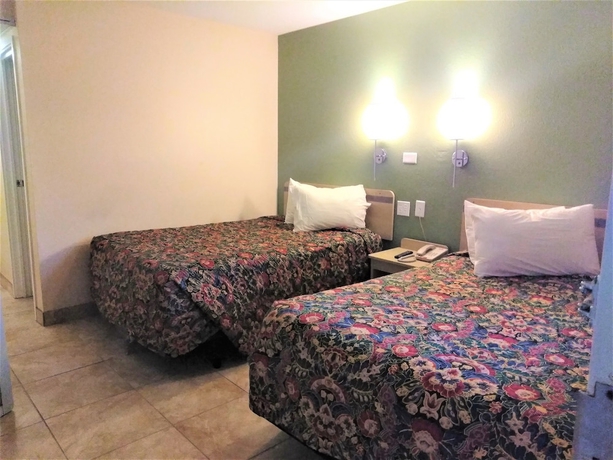 Imagen general del Hotel Red Carpet Inn Jeffersonville. Foto 1