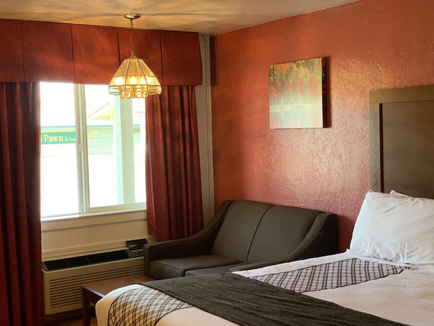 Imagen de la habitación del Hotel Red Carpet Inn Medford. Foto 3
