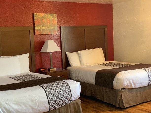 Imagen de la habitación del Hotel Red Carpet Inn Medford. Foto 12