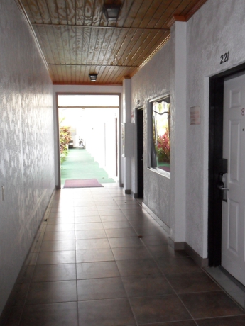 Imagen de los interiores del Hotel Red Carpet Inn, Nassau. Foto 9