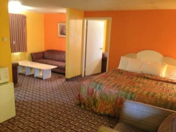 Imagen de la habitación del Hotel Red Carpet Inn Niagara Falls. Foto 4