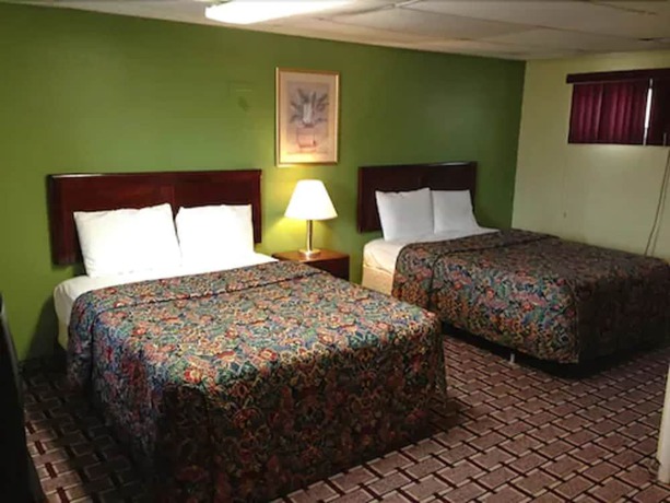 Imagen de la habitación del Hotel Red Carpet Inn Niagara Falls. Foto 13