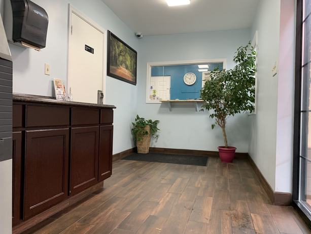 Imagen de los interiores del Hotel Red Carpet Inn, Norristown. Foto 20
