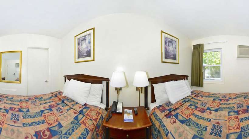 Imagen de la habitación del Hotel Red Carpet Inn, Norristown. Foto 4