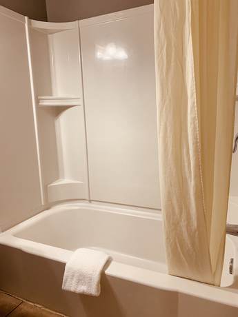 Imagen de la habitación del Hotel Red Carpet Inn, Norristown. Foto 7