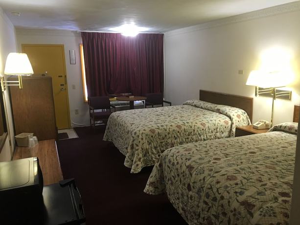 Imagen de la habitación del Hotel Red Carpet Inn, North East . Foto 11