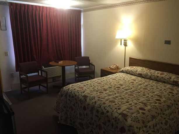 Imagen de la habitación del Hotel Red Carpet Inn, North East . Foto 13