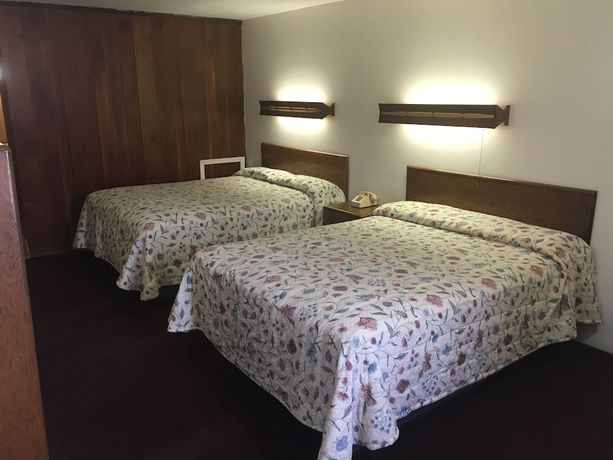 Imagen de la habitación del Hotel Red Carpet Inn, North East . Foto 16