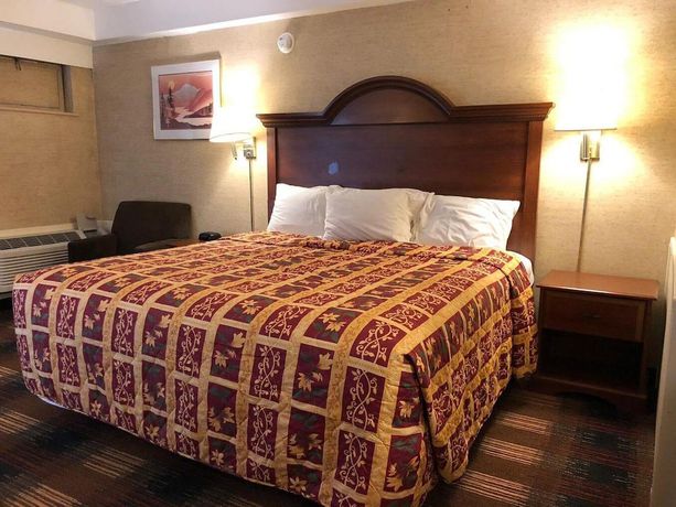 Imagen de la habitación del Hotel Red Carpet Inn North Syracuse. Foto 2