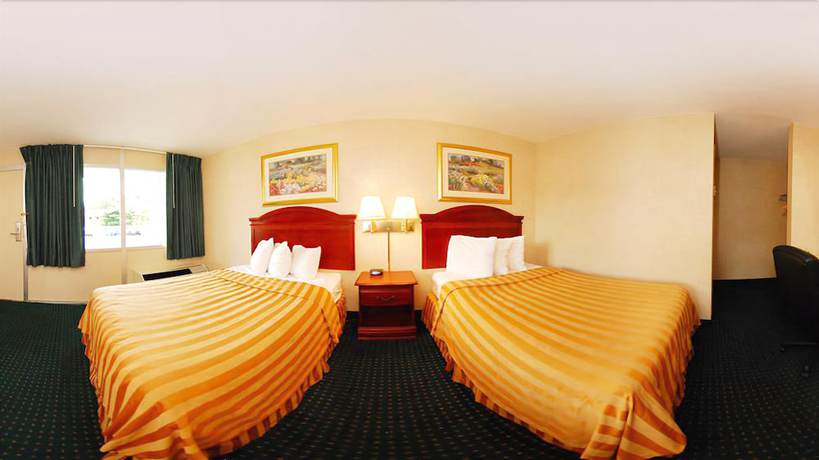 Imagen de la habitación del Hotel Red Carpet Inn Philadelphia Airport. Foto 5