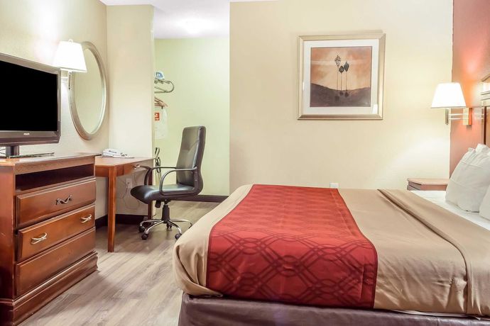Imagen de la habitación del Hotel Red Carpet Inn Philadelphia Airport. Foto 11
