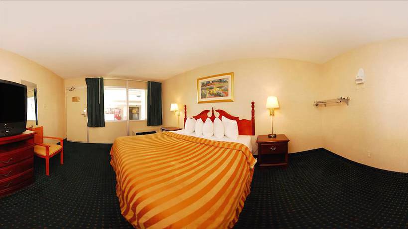 Imagen de la habitación del Hotel Red Carpet Inn Philadelphia Airport. Foto 14