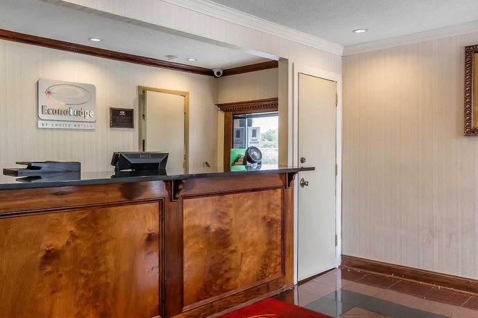Imagen de los interiores del Hotel Red Carpet Inn Philadelphia Airport. Foto 20