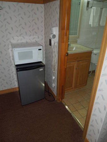 Imagen de la habitación del Hotel Red Carpet Inn Ronks. Foto 6