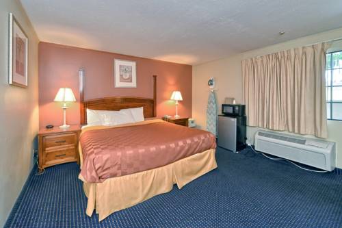 Imagen de la habitación del Hotel Red Carpet Inn, Stamford Centro. Foto 16