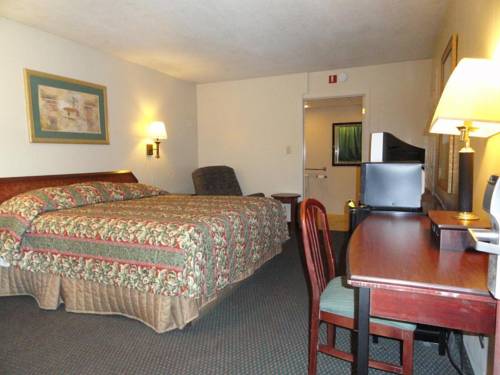 Imagen de la habitación del Hotel Red Carpet Inn Terre Haute. Foto 3