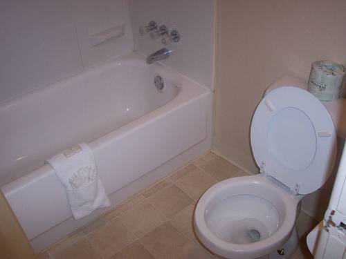 Imagen de la habitación del Hotel Red Carpet Inn Terre Haute. Foto 14