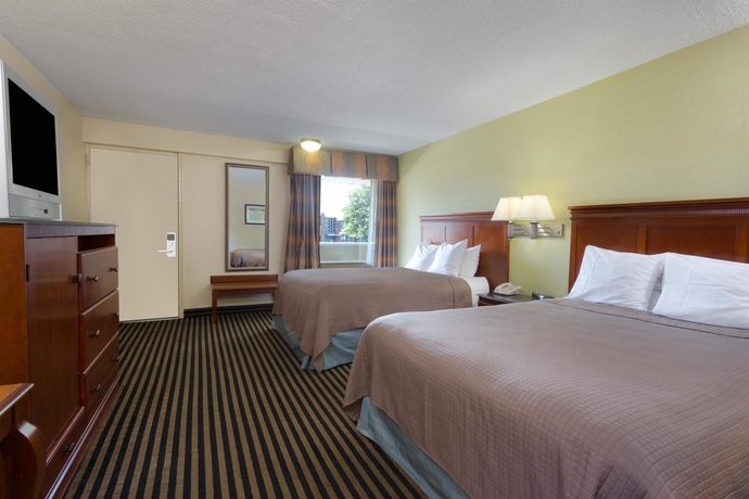 Imagen de la habitación del Hotel Red Carpet Inn Washington Dc. Foto 8