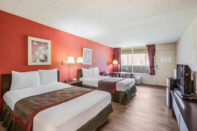 Imagen general del Hotel Red Carpet Inn & Suites Hazelton. Foto 1