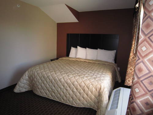 Imagen de la habitación del Hotel Red Carpet Inn and Suites Monmouth Jtc. Foto 3