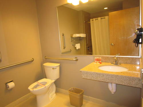 Imagen de la habitación del Hotel Red Carpet Inn and Suites Monmouth Jtc. Foto 12