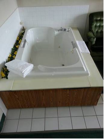 Imagen de la habitación del Hotel Red Carpet Inn and Suites, North Sioux City. Foto 1