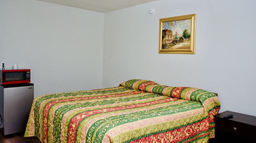 Imagen de la habitación del Hotel Red Carpet Motel, Ontario. Foto 9