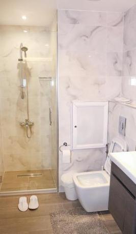 Imagen de la habitación del Hotel Red Carpet & Suites. Foto 19