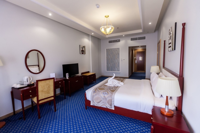 Imagen de la habitación del Hotel Red Castle. Foto 12