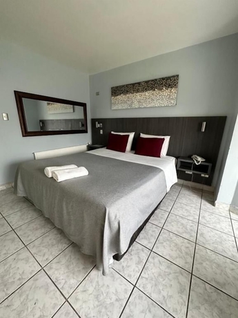Imagen de la habitación del Hotel Red Centric Santiago. Foto 4
