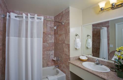 Imagen general del Hotel Red Cottage Inn. Foto 1